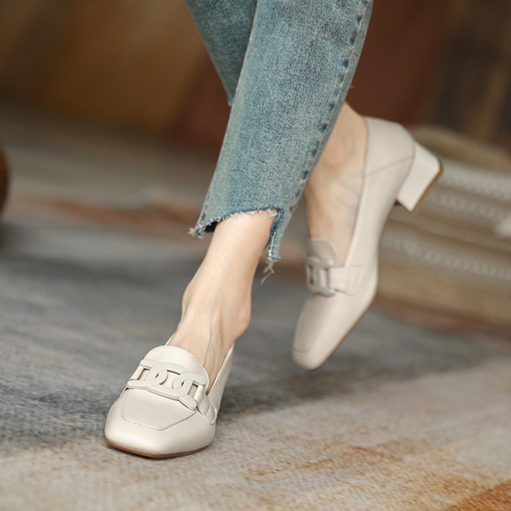 Elian Women's Mary Jane Loafers – Leather Shoes with a Chunky Heel for All-Day Comfort