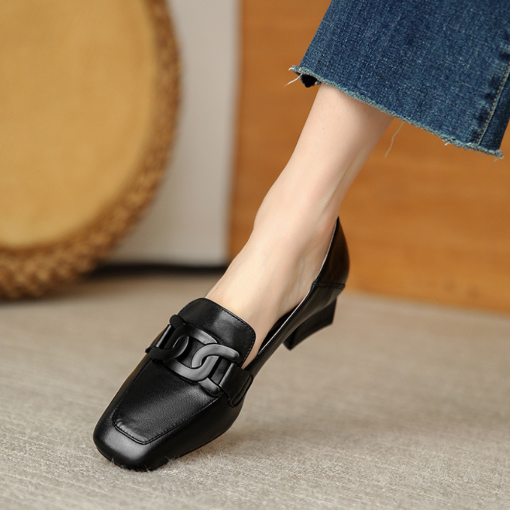 Elian Women's Mary Jane Loafers – Leather Shoes with a Chunky Heel for All-Day Comfort