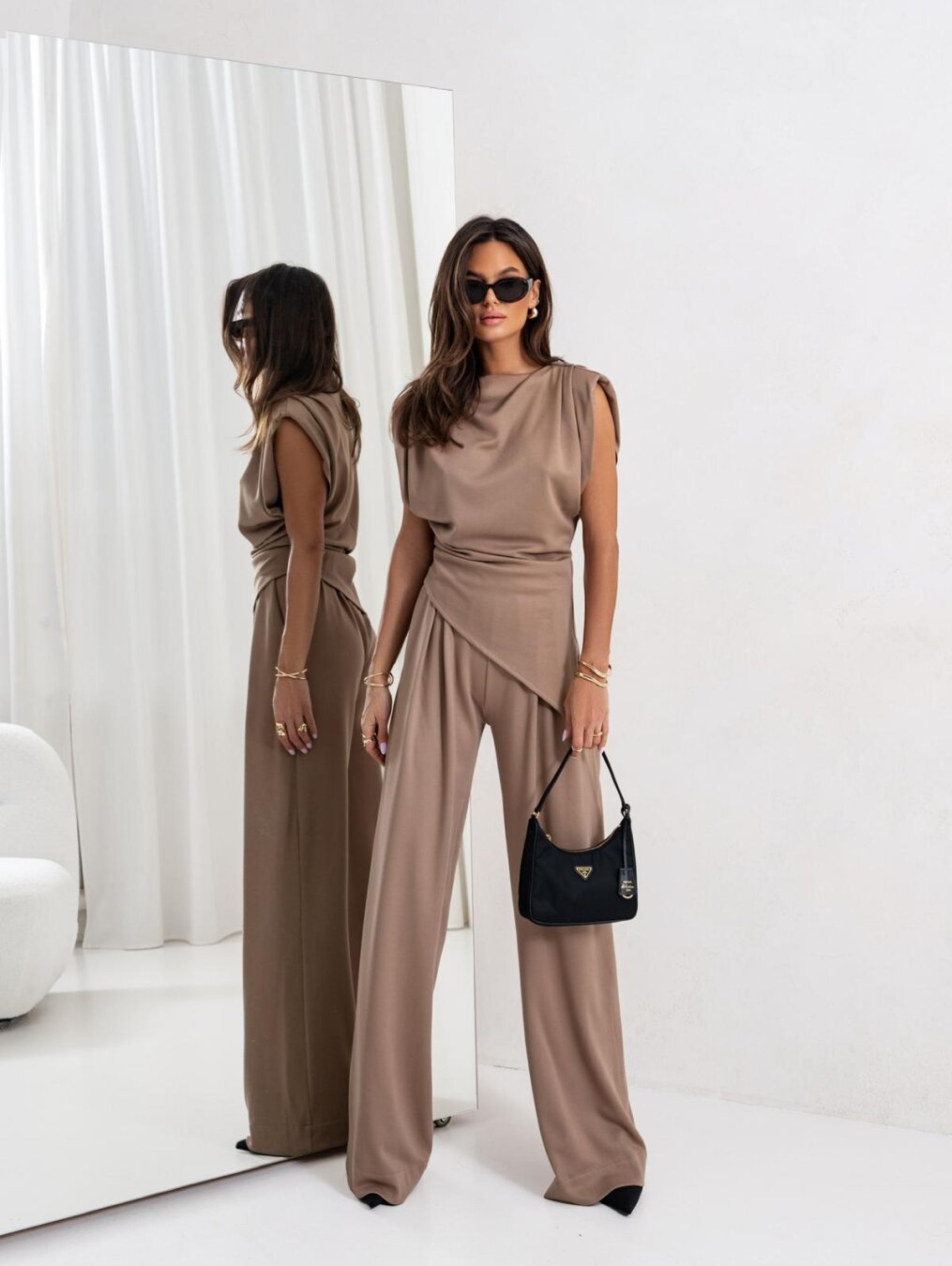 Valko Women's Two-Piece Set – Draped Top and Wide-Leg Pants with an Refined Cut