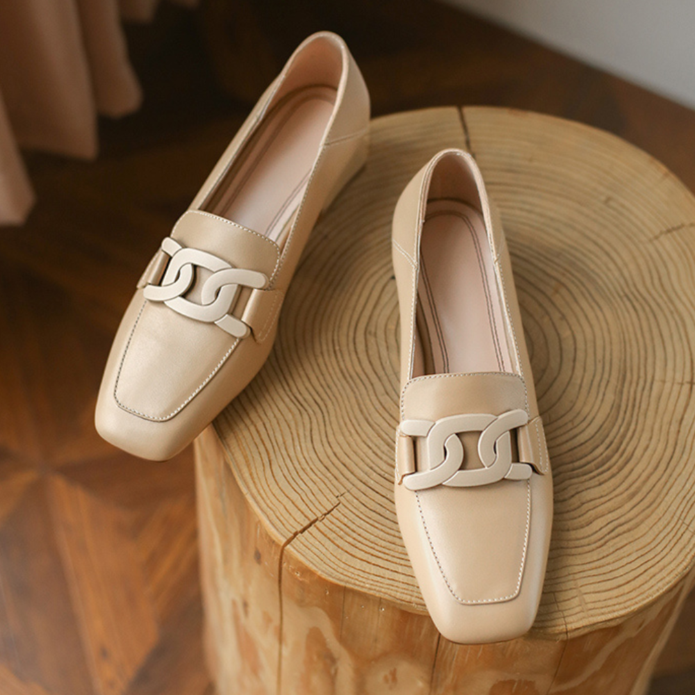 Elian Women's Mary Jane Loafers – Leather Shoes with a Chunky Heel for All-Day Comfort