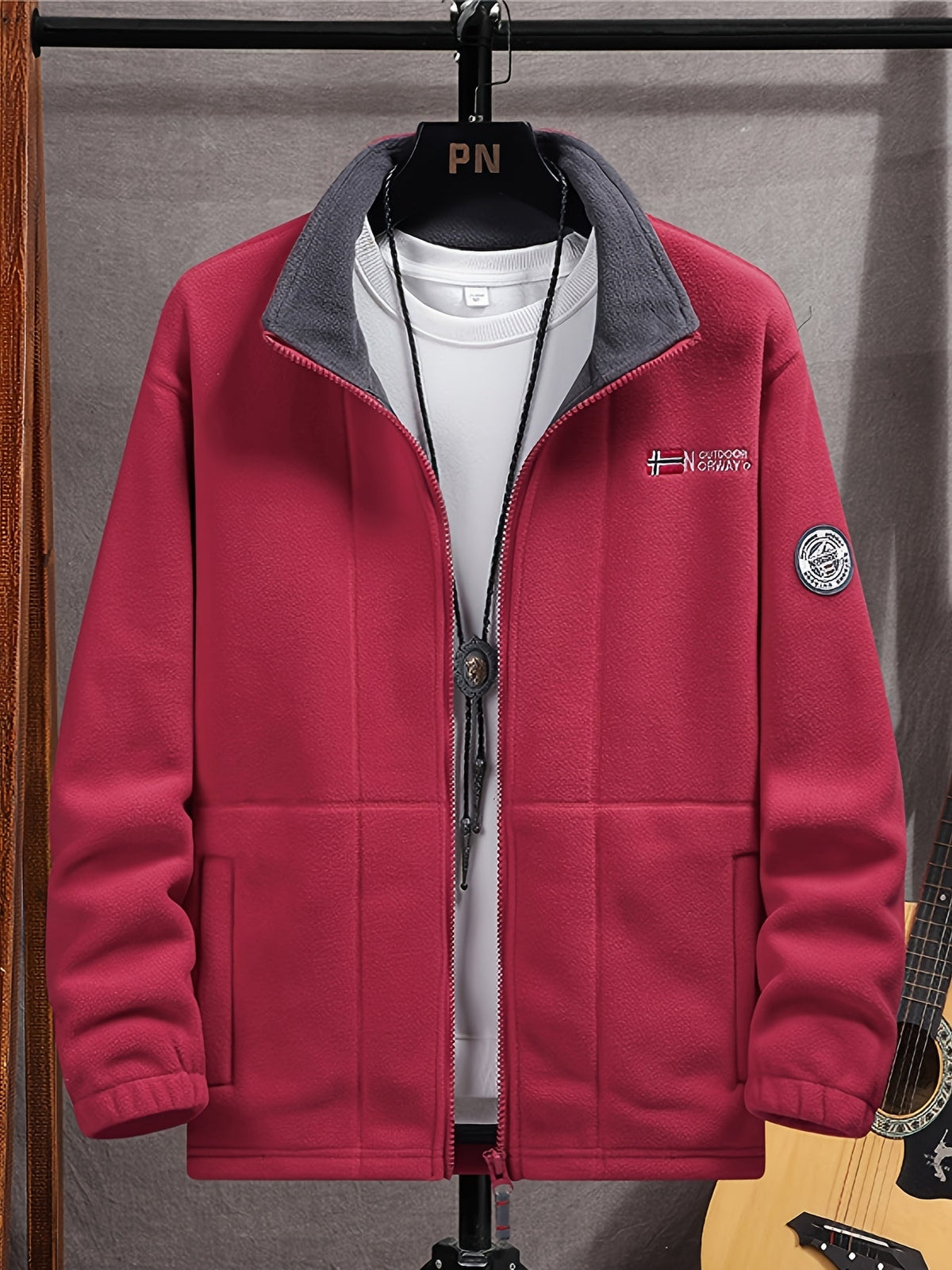 Halden Men's Outdoor Fleece Jacket – Gentle, Lightweight Warmth with a Protective Collar