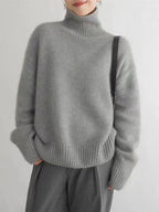 Ciaran Women's Sweater – Gentle Wool Turtleneck, Refined Style for a Chic Winter Look
