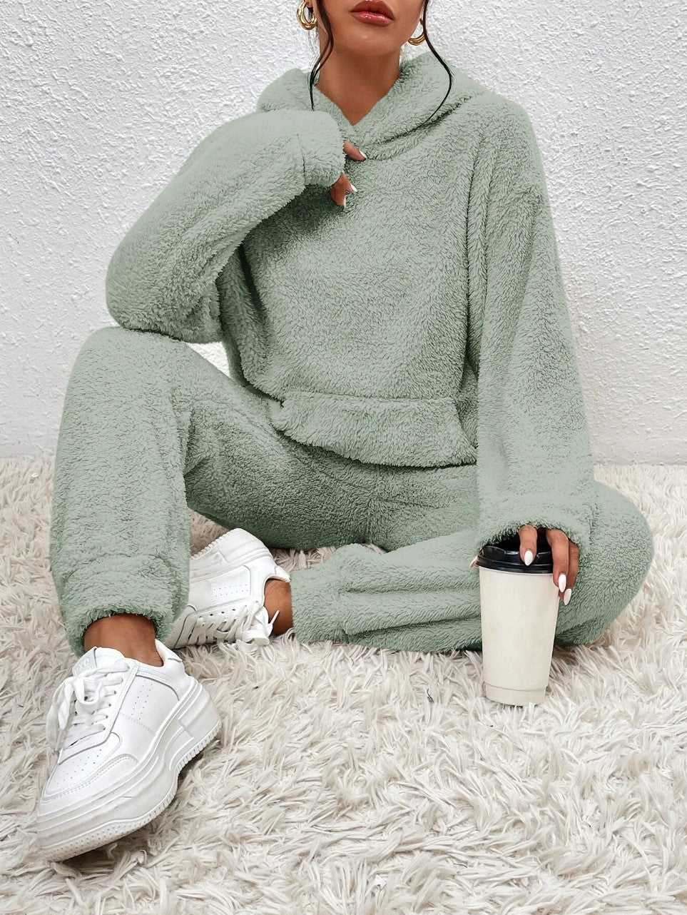 Queralt Women's Set – Gentle Fleece Loungewear with Cozy Hoodie & Jogger