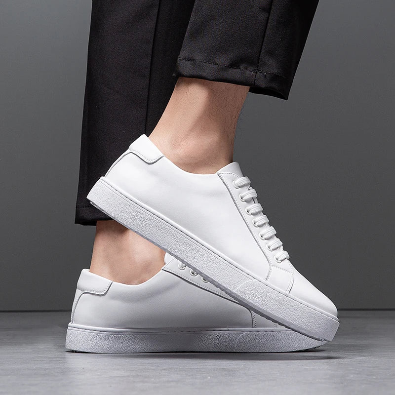 Solveig Men's Leather Sneakers – Sleek Genuine Leather Sneakers with a Cushioned Sole and Timeless Design