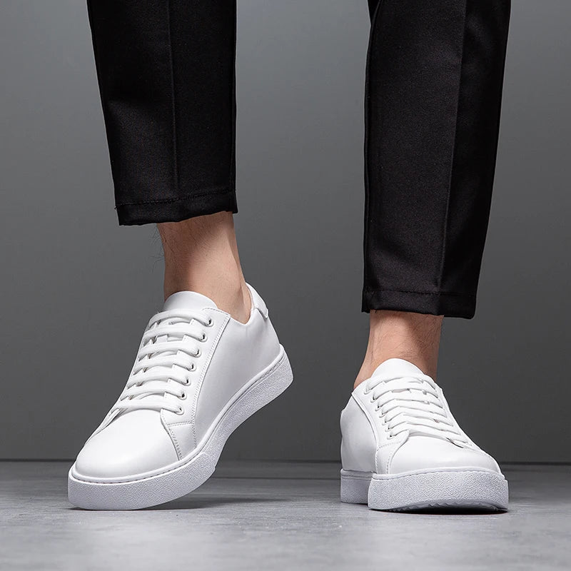 Solveig Men's Leather Sneakers – Sleek Genuine Leather Sneakers with a Cushioned Sole and Timeless Design