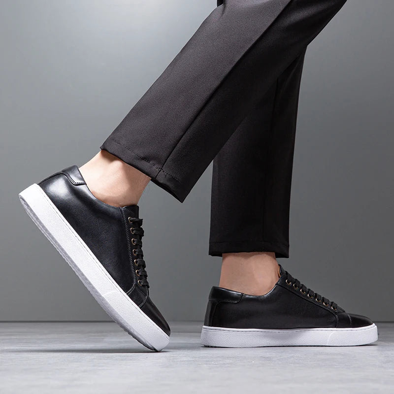 Solveig Men's Leather Sneakers – Sleek Genuine Leather Sneakers with a Cushioned Sole and Timeless Design