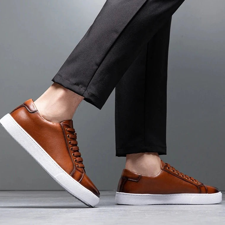 Solveig Men's Leather Sneakers – Sleek Genuine Leather Sneakers with a Cushioned Sole and Timeless Design
