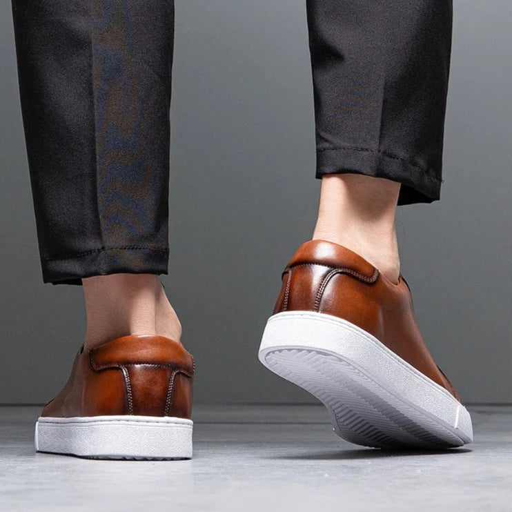 Solveig Men's Leather Sneakers – Sleek Genuine Leather Sneakers with a Cushioned Sole and Timeless Design