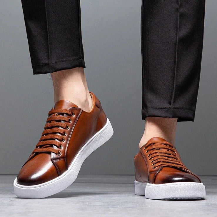 Solveig Men's Leather Sneakers – Sleek Genuine Leather Sneakers with a Cushioned Sole and Timeless Design