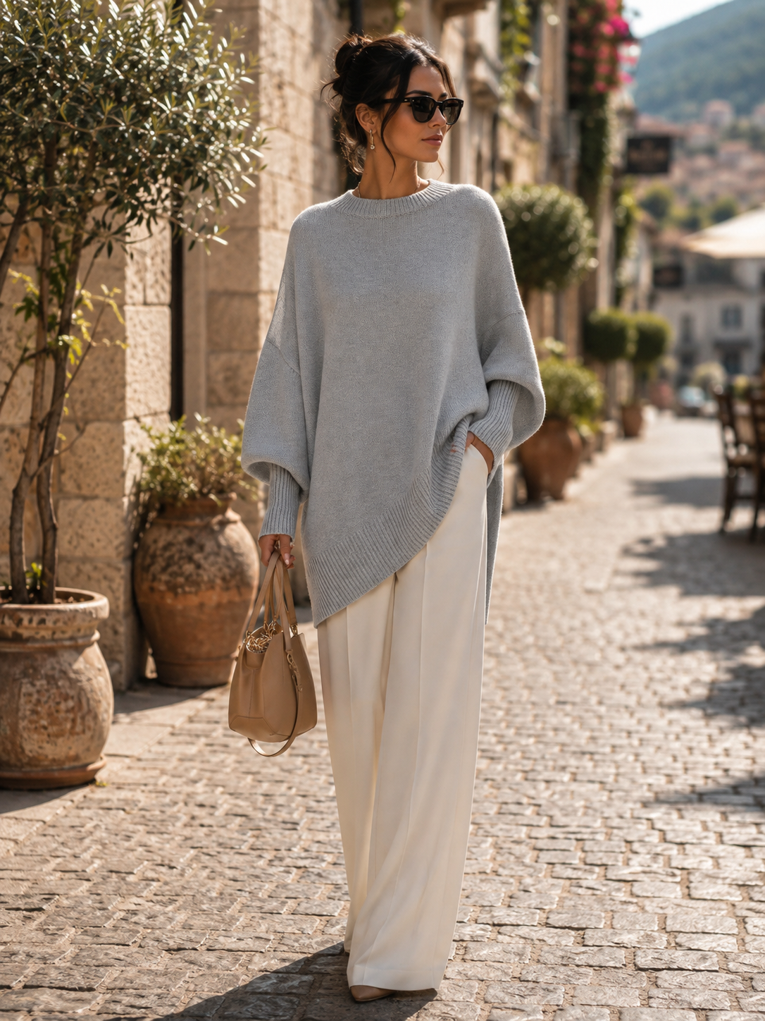 Quirin Women's Oversized Top – Round Neckline, Wide Sleeves & Ribbed Detailing