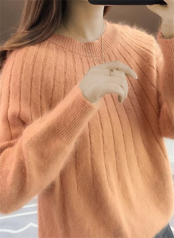 Cormag Cashmere Sweater for Women – Gentle, Luxurious Sweater with a Classic Fit for Fall and Winter