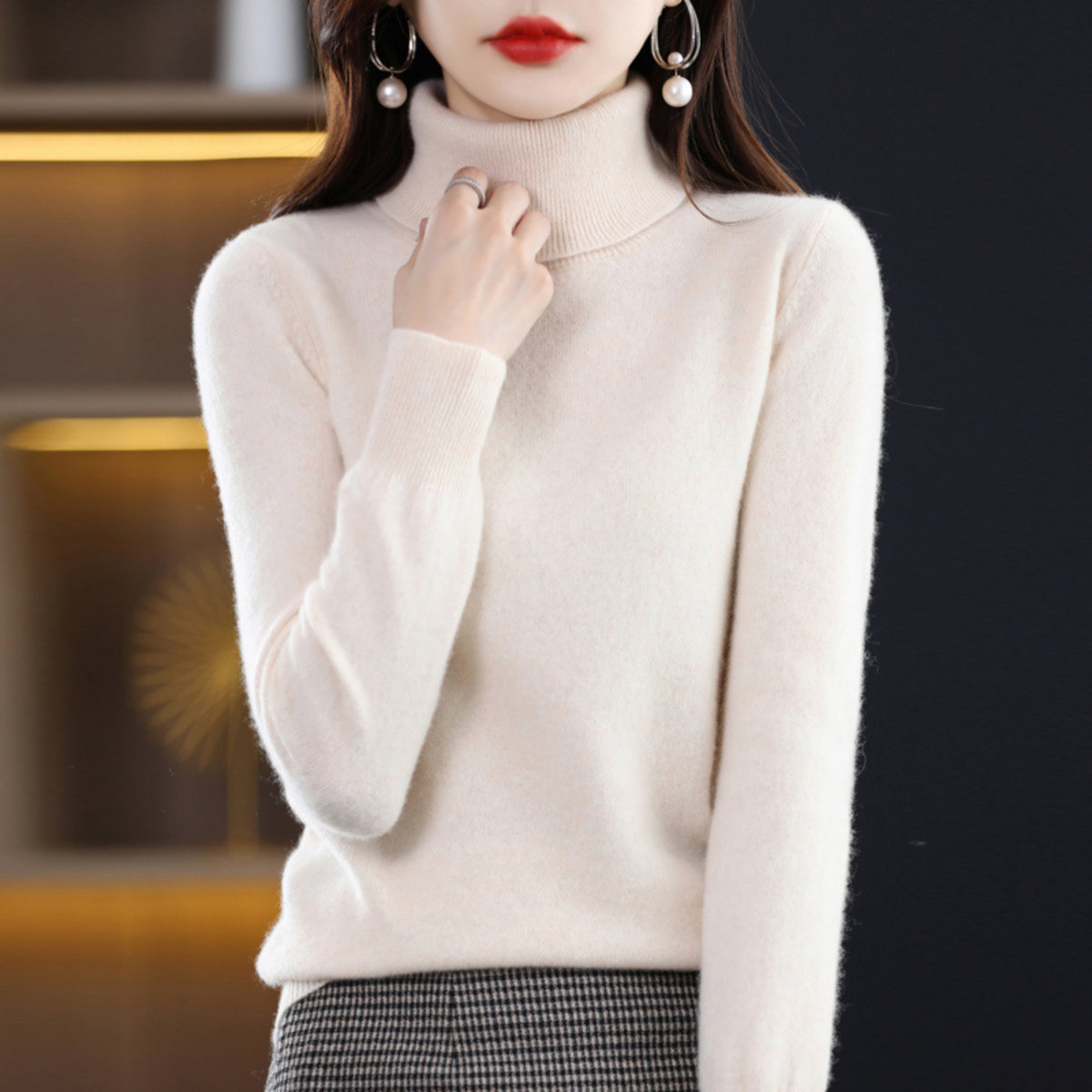 Delphinia Cashmere Turtleneck Sweater for Women – Premium Plush Knit for Warmth and Light Comfort