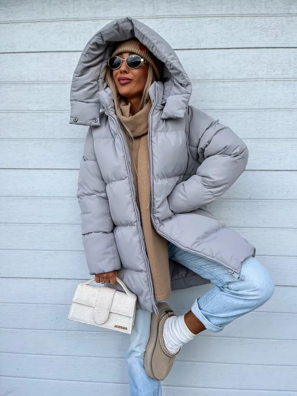 Ceridwen Women's Winter Coat – Cozy, Thick with Built-In Hood & Zip Closure