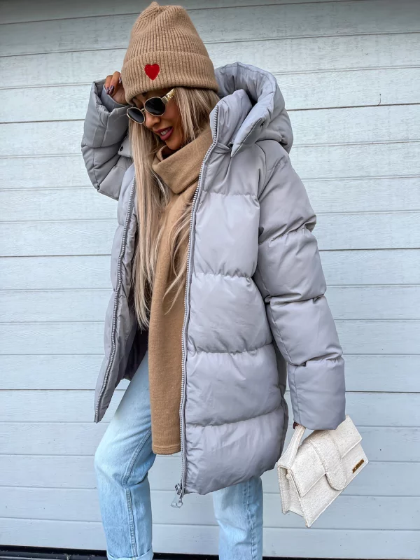 Ceridwen Women's Winter Coat – Cozy, Thick with Built-In Hood & Zip Closure