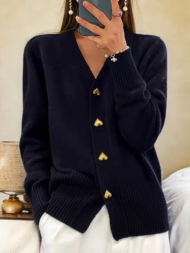 Sorcha Women's Cardigan – Cozy Sophisticated Cardigan with Heart-Shaped Buttons